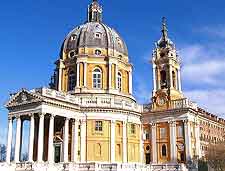 Picture of the Basilica di Superga taken from the side