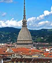 Photo of the skyline and Mole Antonelliana