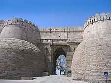 Photo showing Kumbhalgarh's fortress (Kumbhalmer)