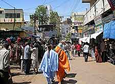 Image of crowds in Eklingji