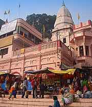 Picture of local stores and Indian market traders