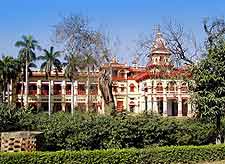 Further picture of the Benares Hindu University (BHU)
