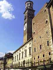 Photo of the Torre di Lamberti
