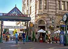 Photograph of the entrance to Bastion Square