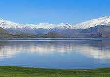 Further Wanaka Lake scene