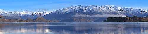 Panoramic photo of Lake Wanaka