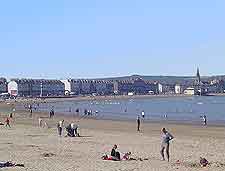 Photo of the beach at Weymouth