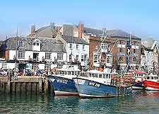 Photo of eateries around Wymouth harbourfront