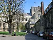 Picture of street next to the cathedral