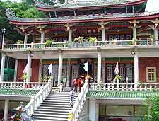 Different view of Nanputuo Temple