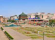 Plaza picture, showing the Bell Tower